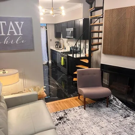 New Stylish Townhouse In Dc Vila